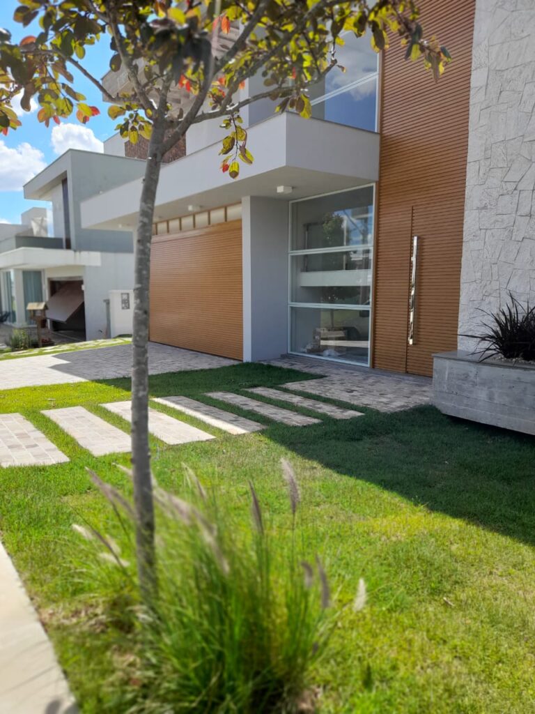 Image gallery image